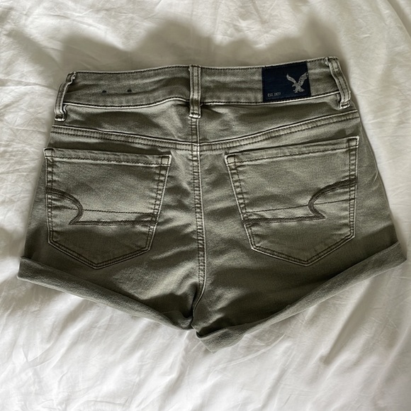 - Super Super Stretch American Eagle Shorts - Picture 3 of 3